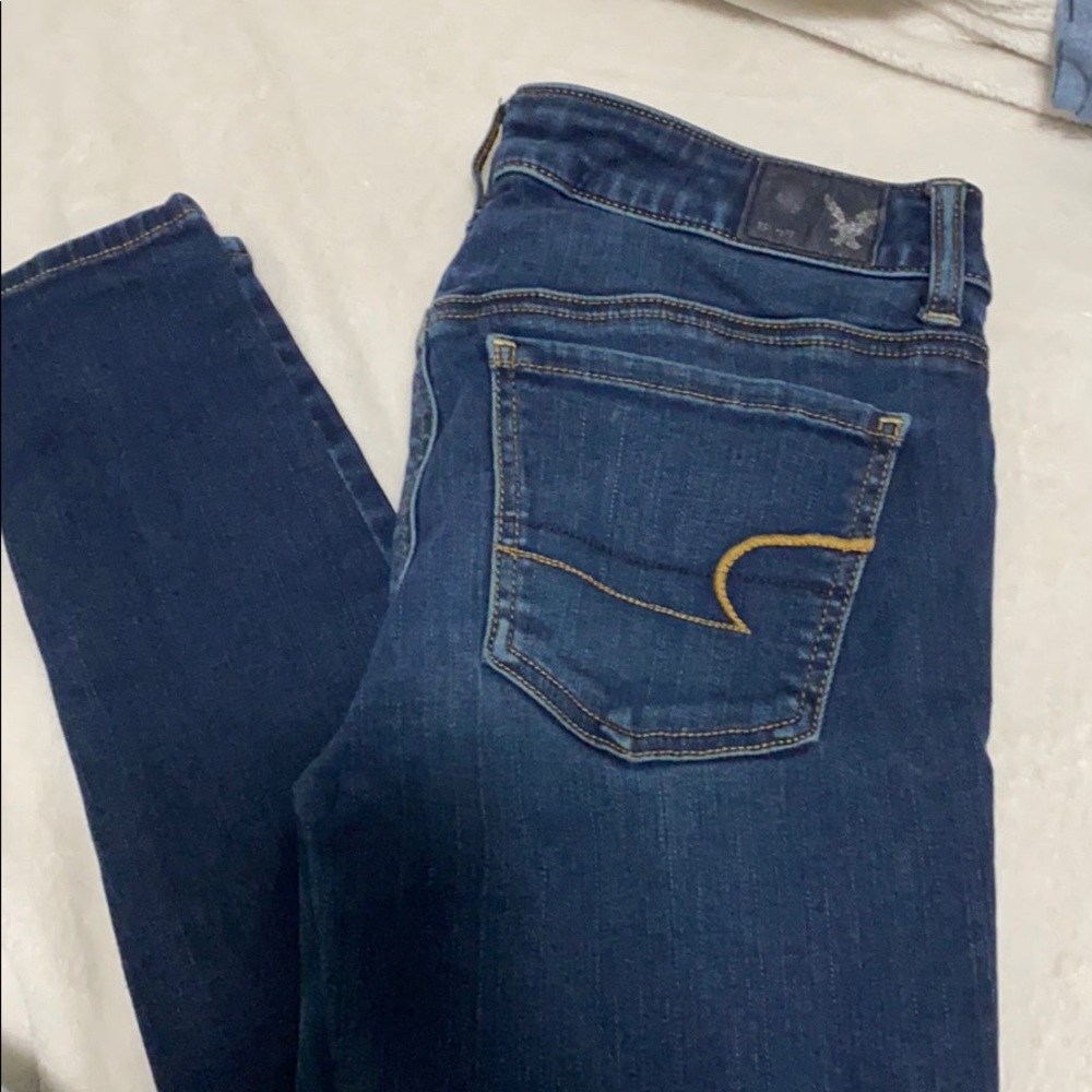 Dark wash American eagle skinny jeans